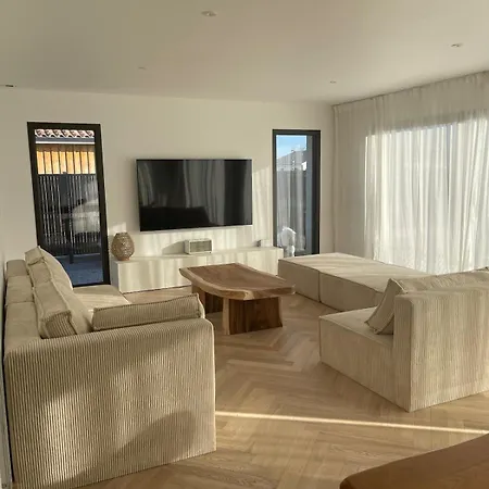 Casa de Férias Avec Piscine Privee Mios